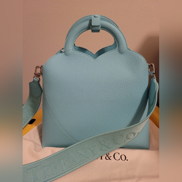 JAPAN 🪷 LIMTIED 2WAY TIFFANY & CO Blue Leather Medium Tote Bag NEW - Picture 5 of 13